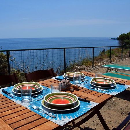 אסראלה Riviera Degli Eucalipti - Cottage In Riva Al Mare מראה חיצוני תמונה