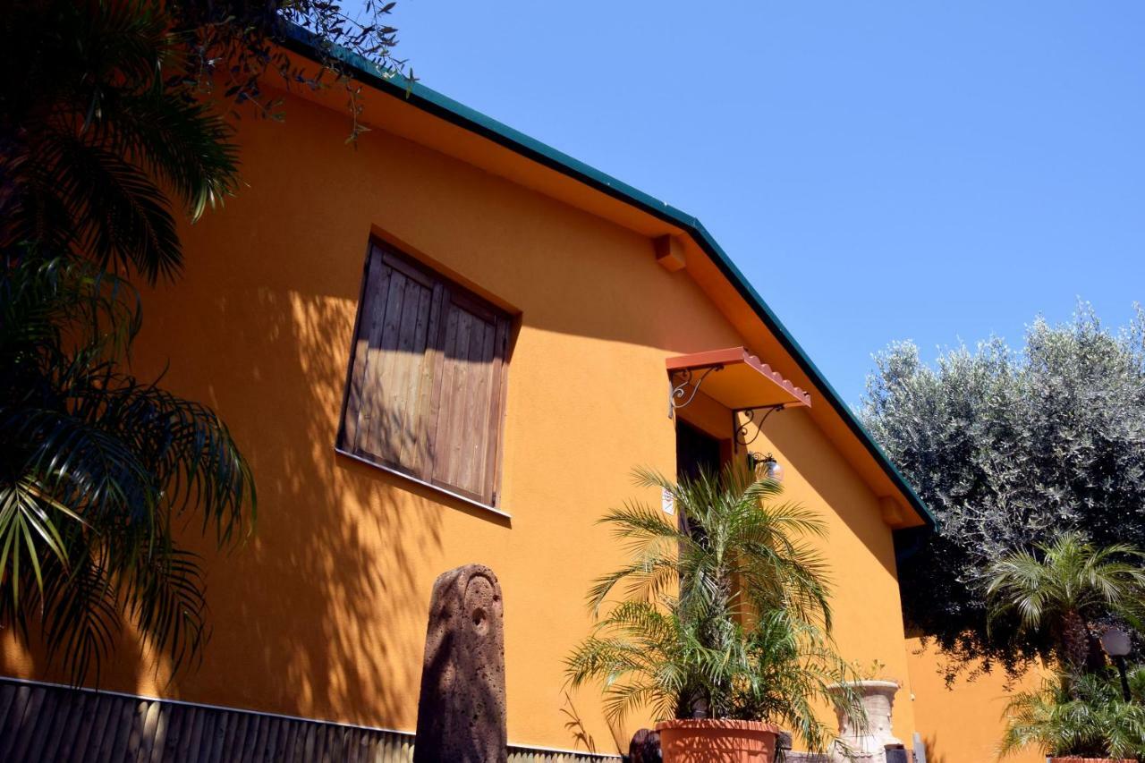 אסראלה Riviera Degli Eucalipti - Cottage In Riva Al Mare מראה חיצוני תמונה