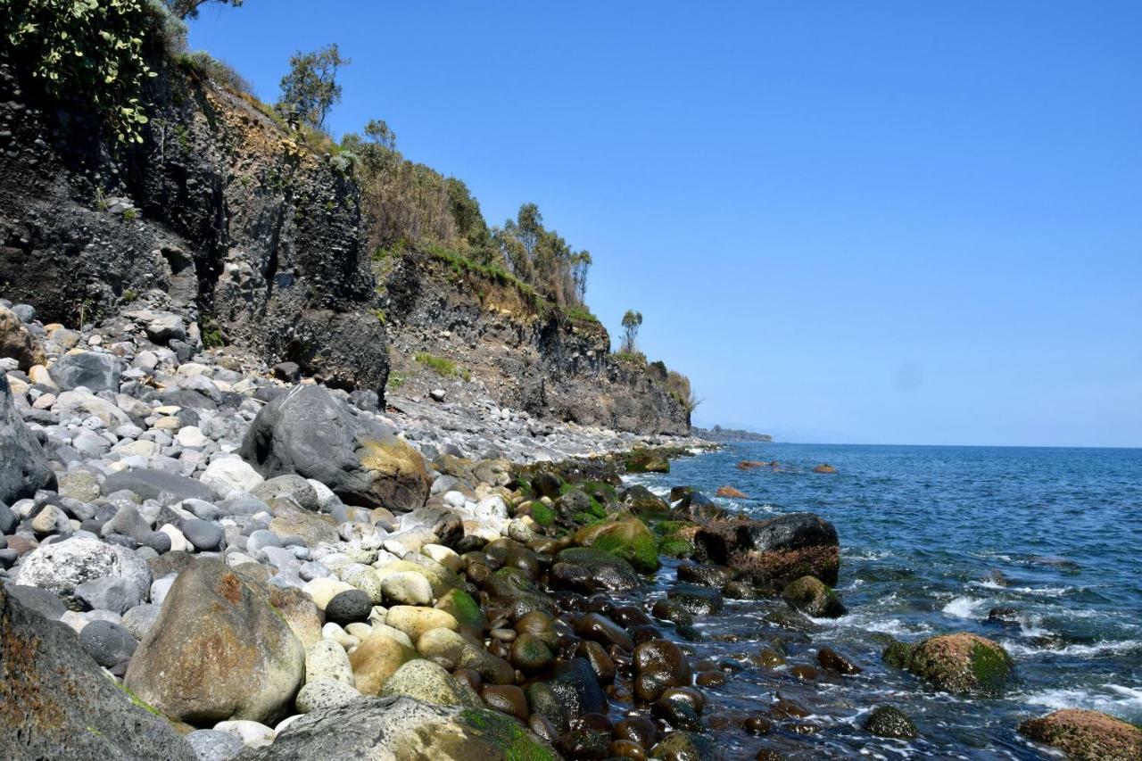 אסראלה Riviera Degli Eucalipti - Cottage In Riva Al Mare מראה חיצוני תמונה